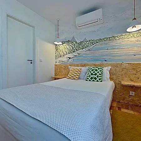 Otel Do Mercado 2*